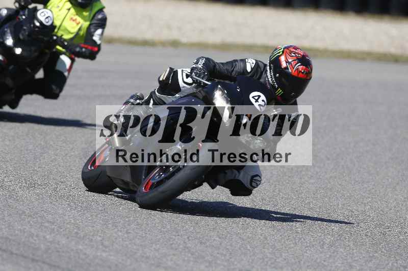 /01 02.04.2026 MAZ ADR/Gruppe rot/42